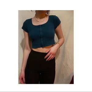 Cropped Blue Shirt